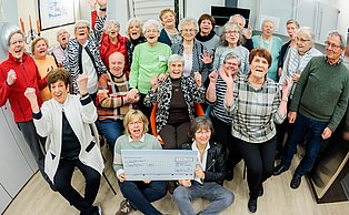 Dorstfelder Tafel erhält Spende vom Mietertreff Spick-In beim Neujahrsempfang