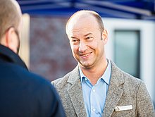 Zwei Männer im Gespräch 