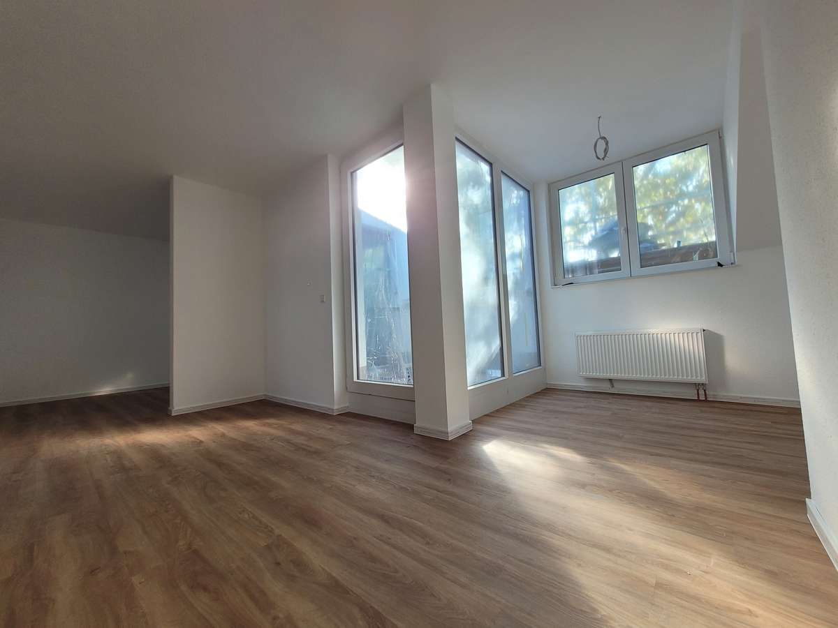 Küche Richtung Wohnzimmer 