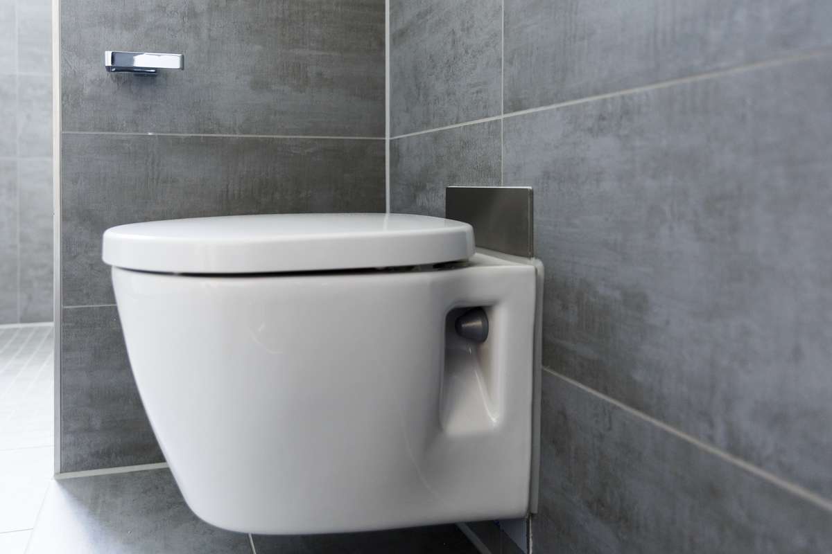 Höhenverstellbares WC