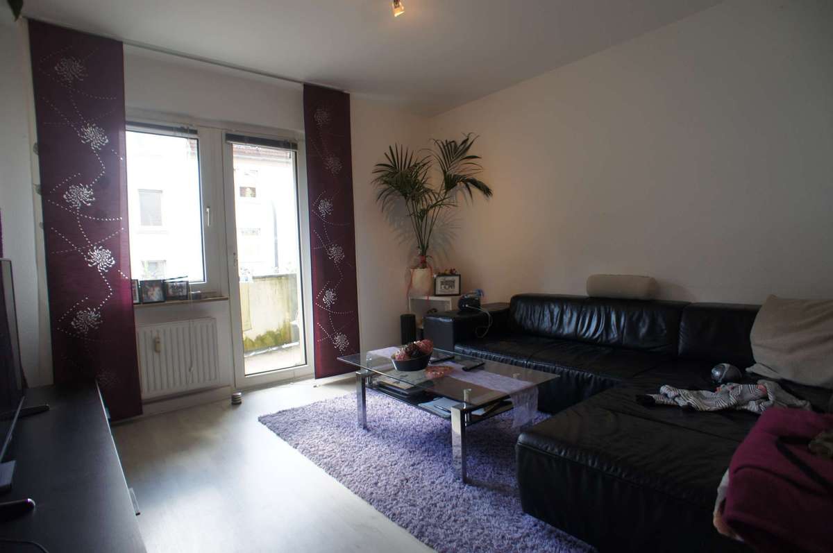 Wohnzimmer (Bsp. möbliert)